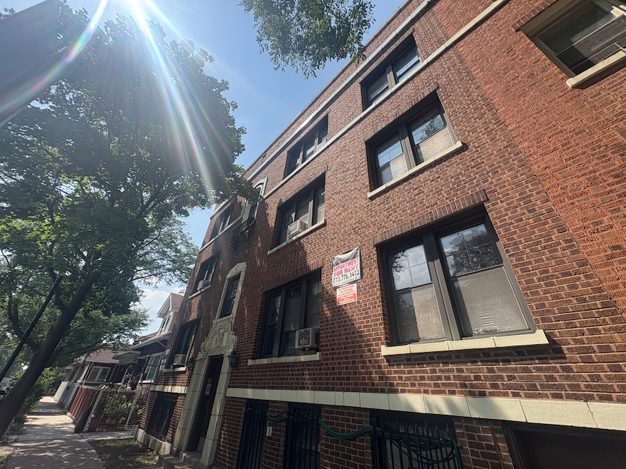 For Rent $1,200/month