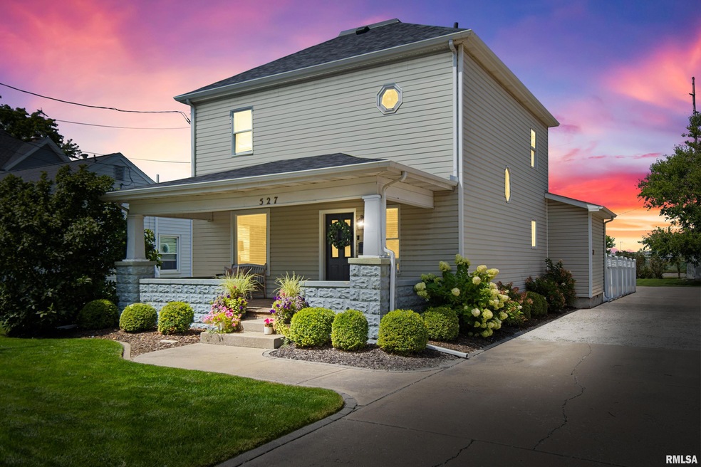 527 N Main St, Morton, IL 61550 - photo 1