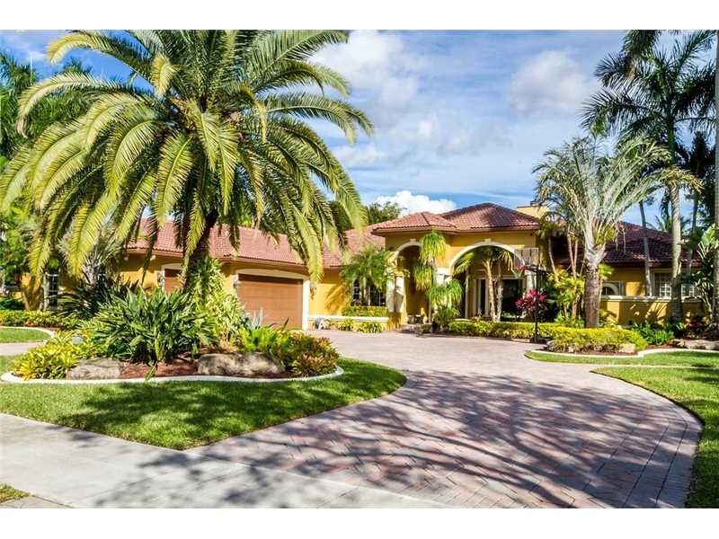 2510 SW 105th Terrace, Davie, FL 33324 - photo 1