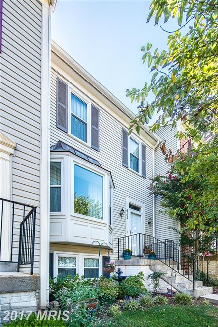 3702 Farmland Dr, Fairfax, VA 22033 - photo 1