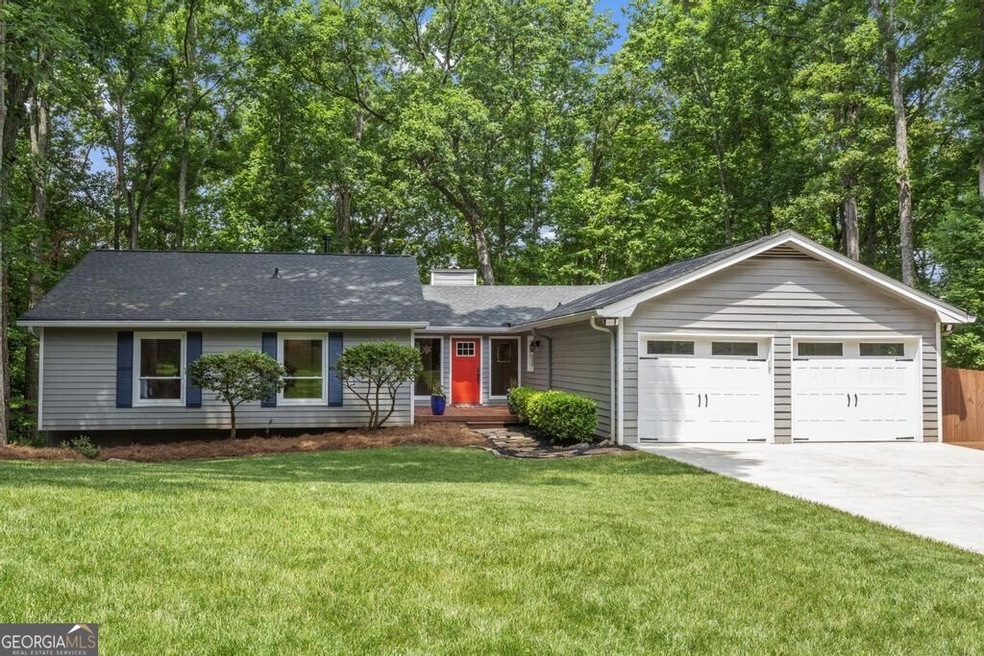 1275 Lake Colony Dr, Marietta, GA 30068 - photo 1