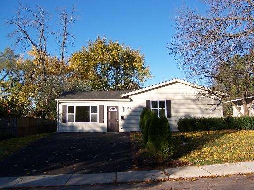 536 Waco Ln, Carpentersville, IL 60110 - photo 1