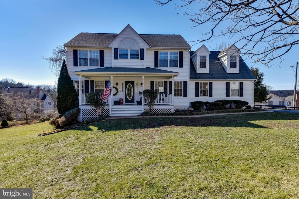 5345 Ambler Dr, Warrenton, VA 20187 - photo 1