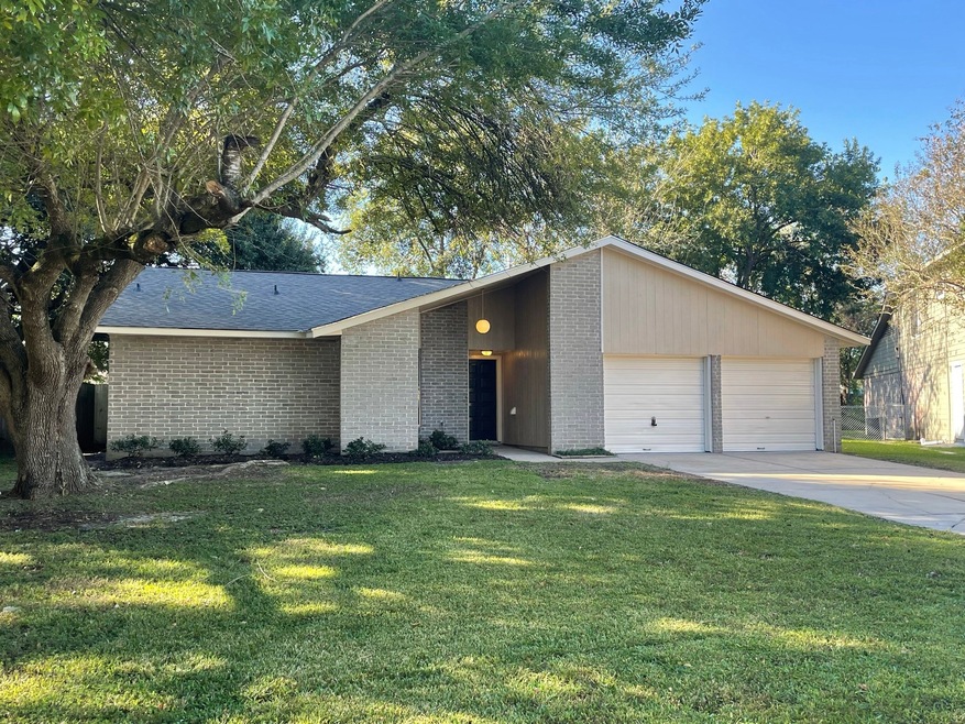 2615 Woodwild Dr, Houston, TX 77038 - photo 1