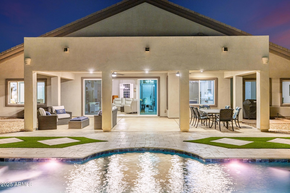 25315 S Pyrenees Ct, Queen Creek, AZ 85142 - photo 1