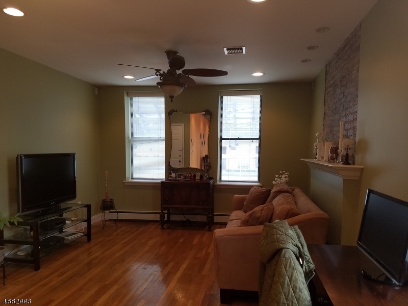 817 24th St unit 3L, Union City, NJ 07087 - photo 1