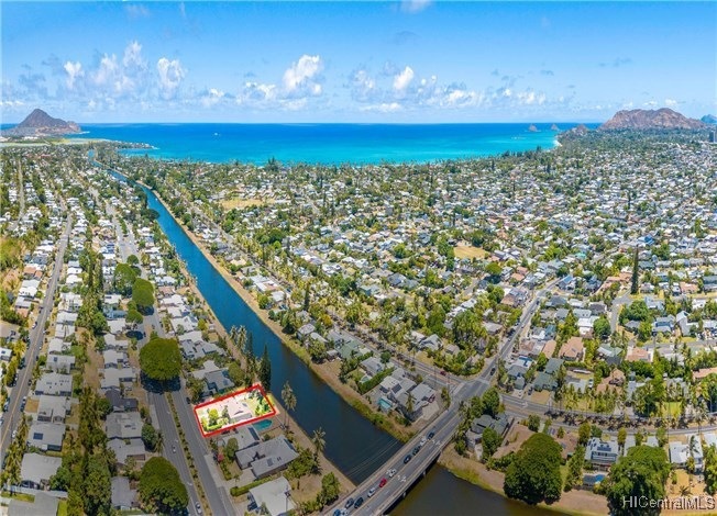 Aerial shows the distance from the property to bea