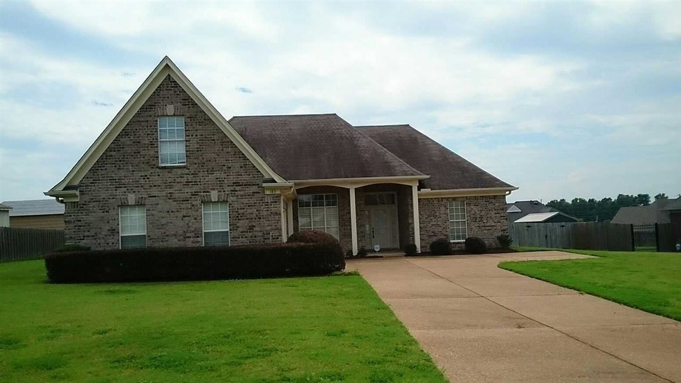 185 Brookwood Cir, Oakland, TN 38060 - photo 1