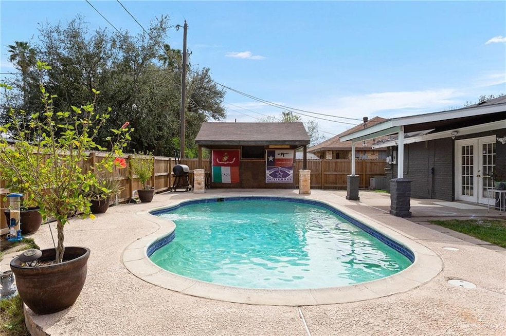 106 Casiano St, Donna, TX 78537 - photo 1