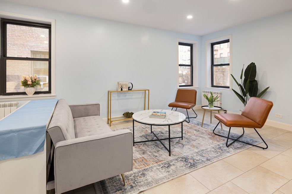 25 Indian Rd unit 2A, New York, NY 10034 - photo 1