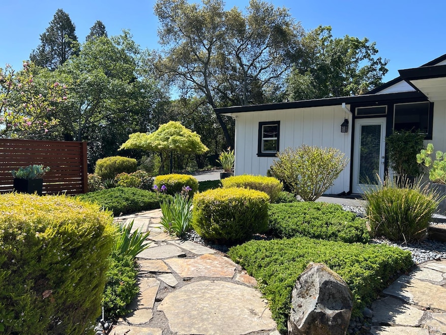 unlisted-address, Santa Rosa, CA 95404 - photo 1