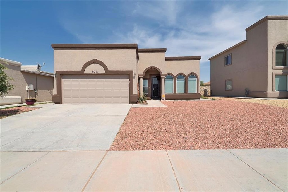 833 Desert Silver Dr, Horizon City, TX 79928 - photo 1