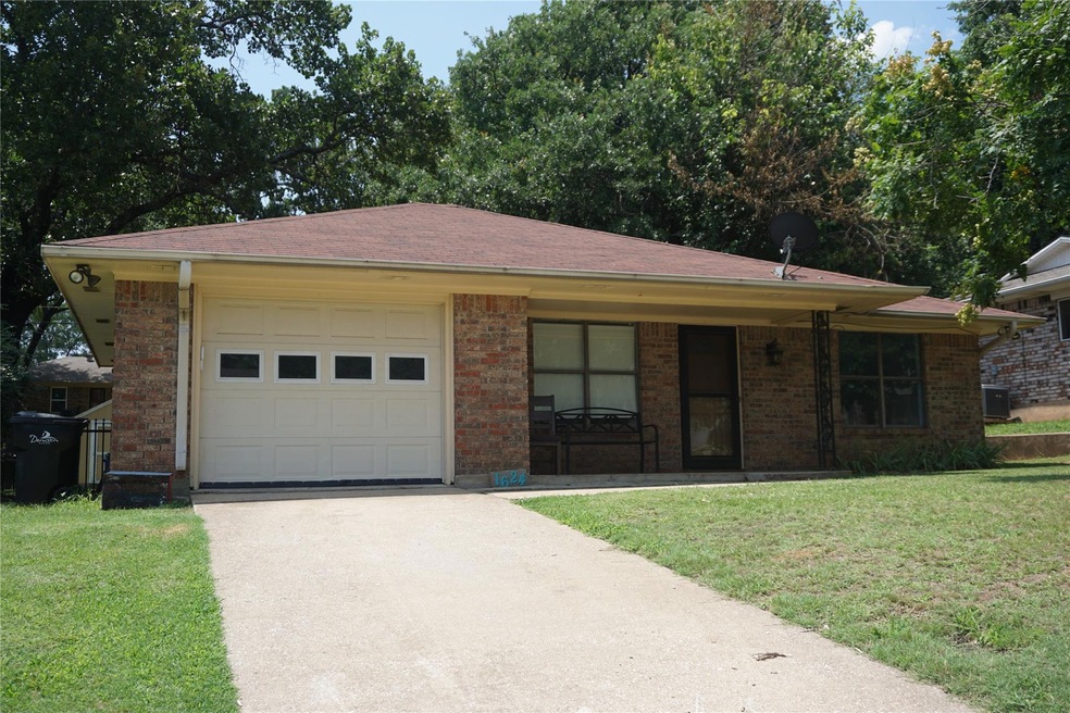 1624 W Parnell St, Denison, TX 75020 - photo 1