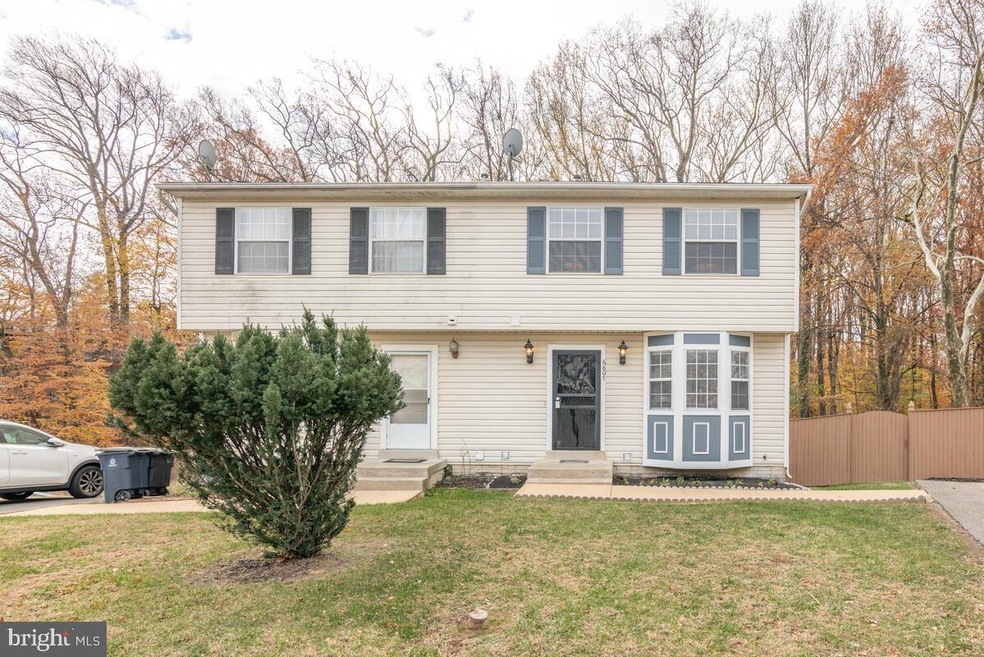6807 Central Hills Ct, Hyattsville, MD 20785 - photo 1