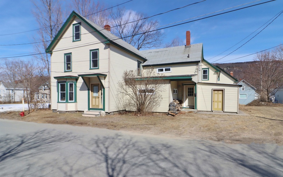 7 Pleasant St, Gorham, NH 03581 - photo 1