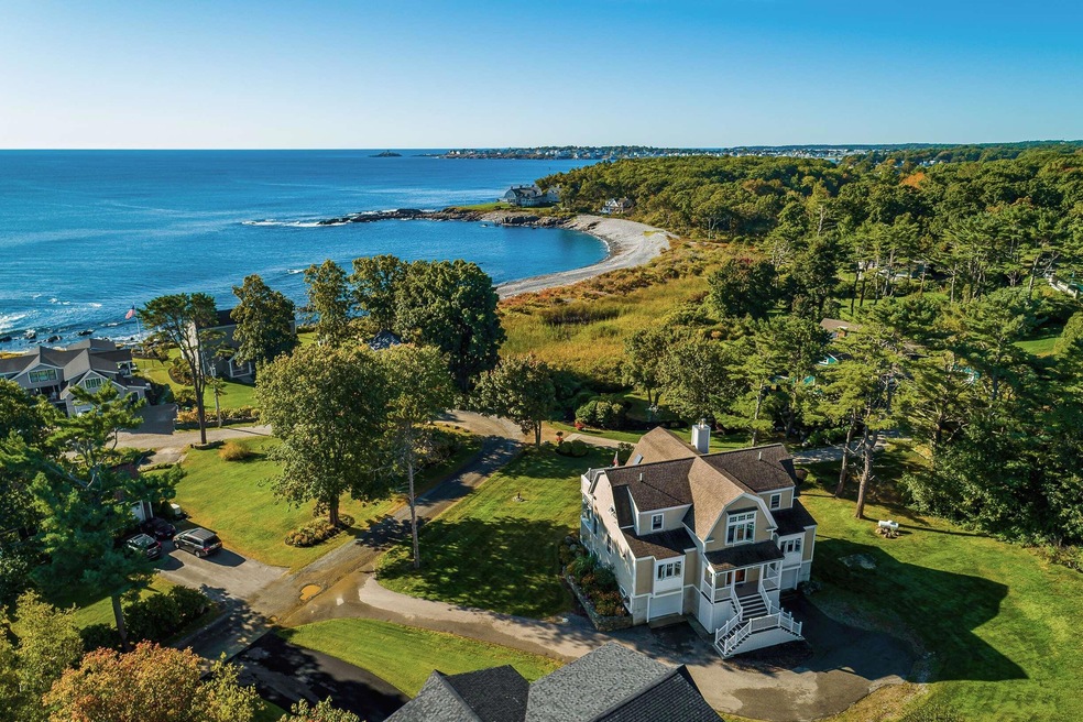 19 Intervale Rd, Cape Neddick, ME 03902 - photo 1