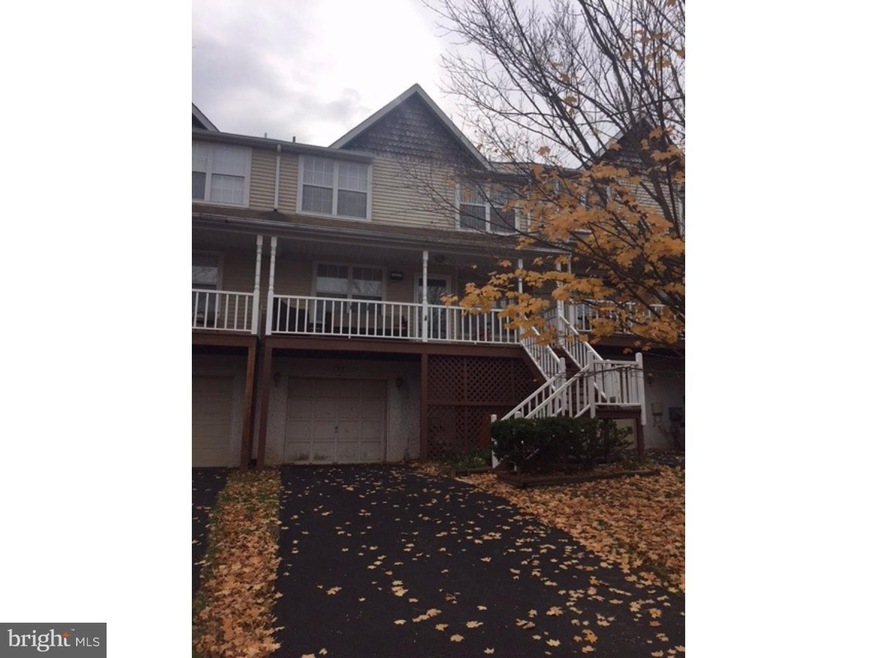 44 Cottonwood Dr, Southampton, PA 18966 - photo 1