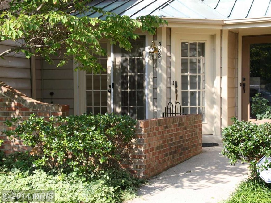 5821 Linden Square Ct, Rockville, MD 20852 - photo 1