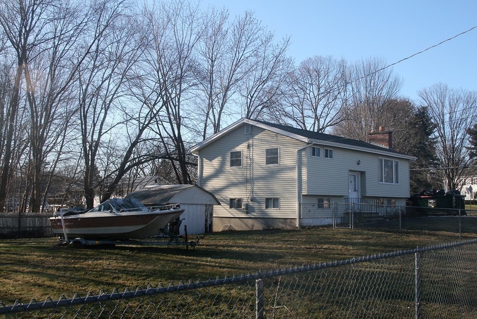 40 Richardson Rd, Hudson, MA 01749 - photo 1