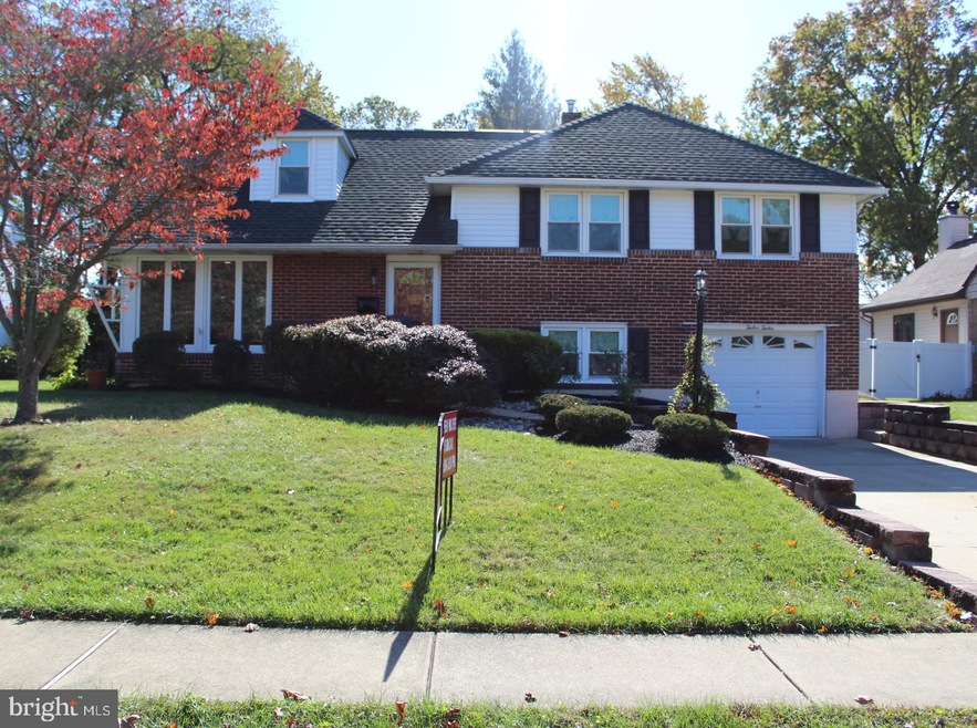 1212 Winstead Rd, Wilmington, DE 19803 - photo 1