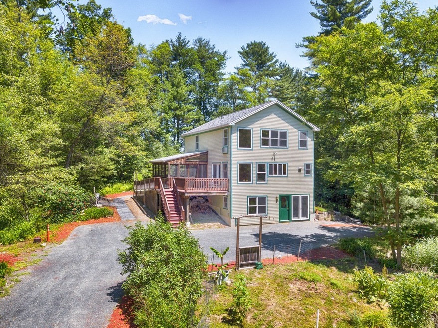 1531 Center St, Ludlow, MA 01056 - photo 1