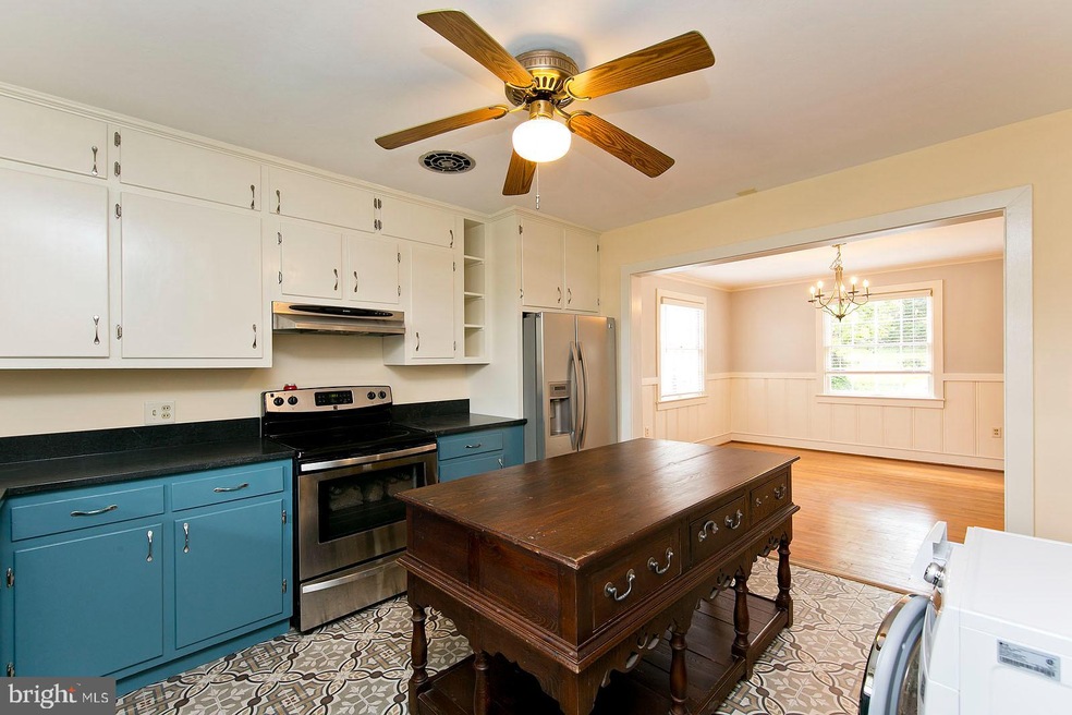 210 N Washington St, Winchester, VA 22601 - photo 1