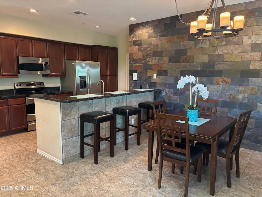 3935 E Rough Rider Rd unit 1231, Phoenix, AZ 85050 - photo 1