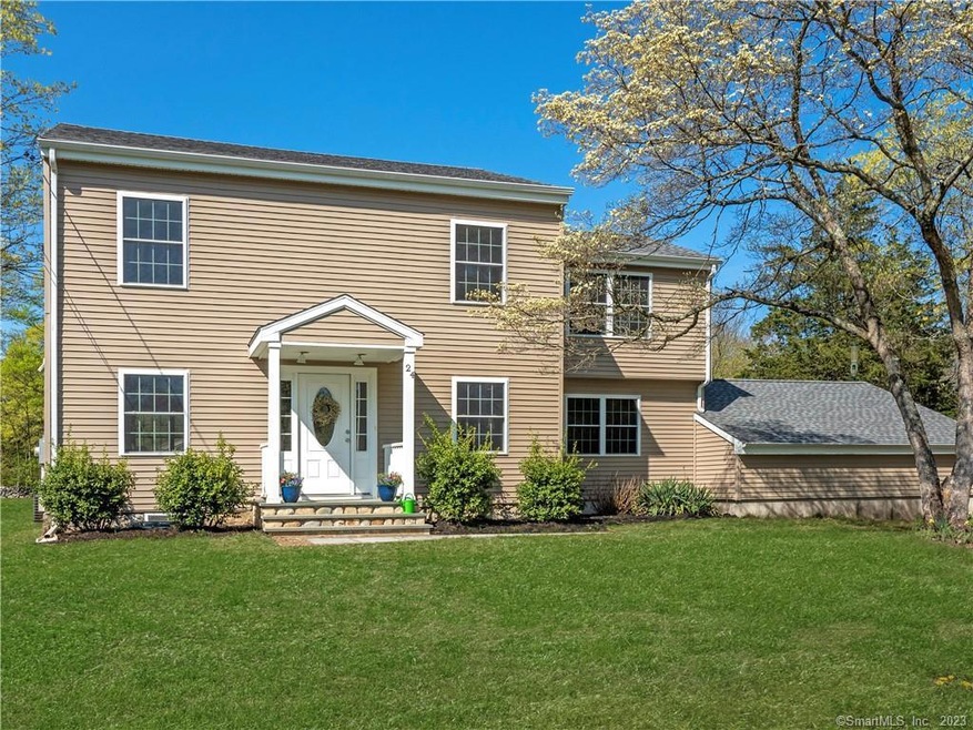 24 Blake St, Norwalk, CT 06851 - photo 1