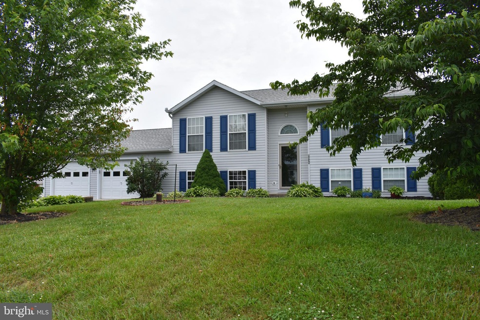 8935 Kline Dr, Greencastle, PA 17225 - photo 1