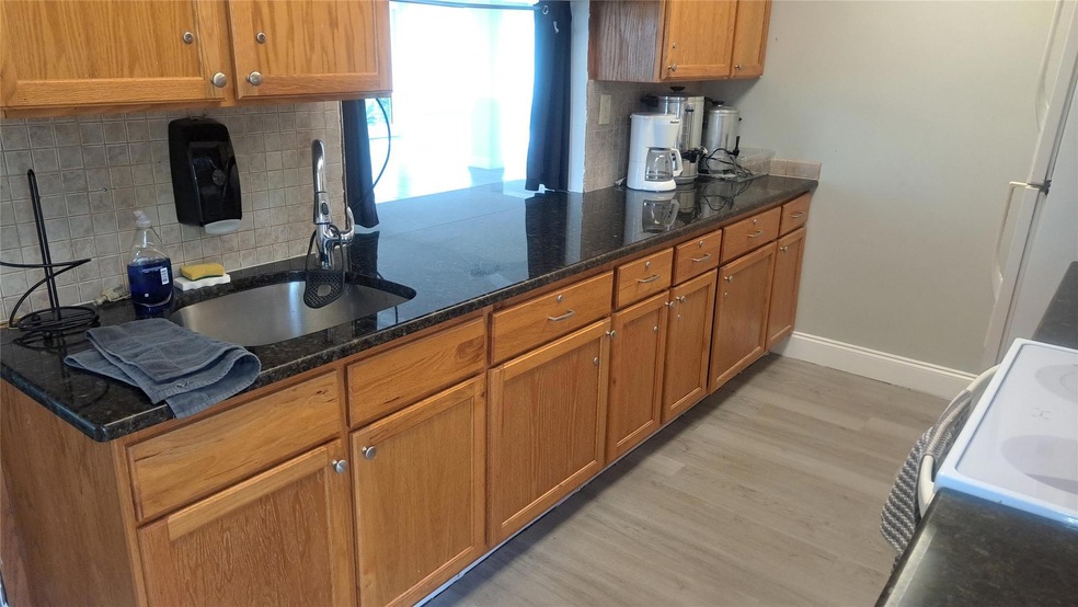 925 S K St unit 4, Lake Worth, FL 33460 - photo 1