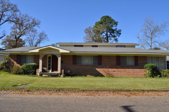 507 Caston Ave, McComb, MS 39648 - photo 1