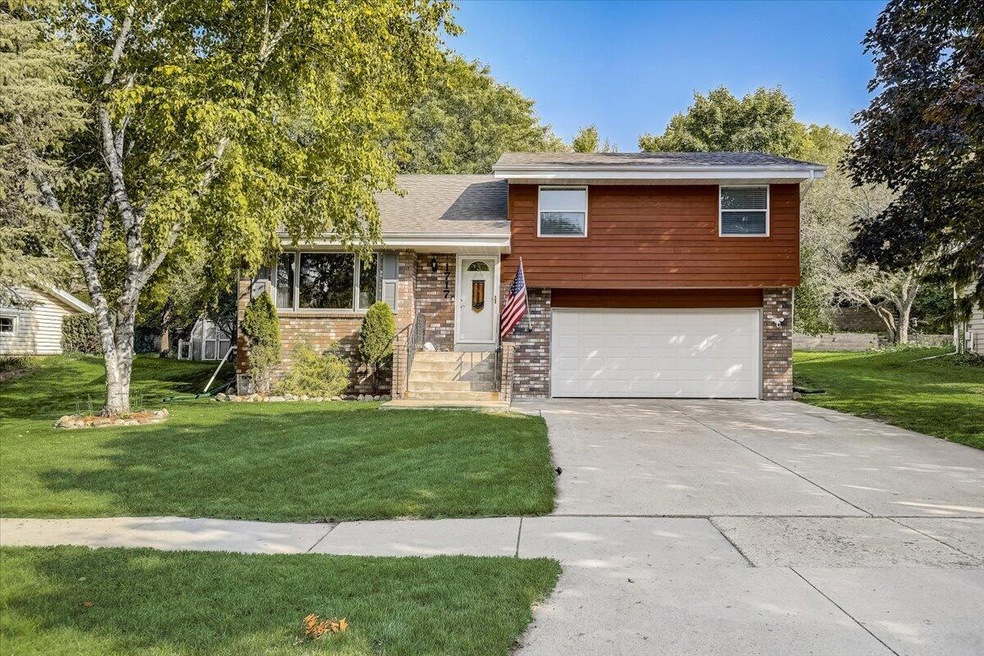 08-N 18th Ave-008