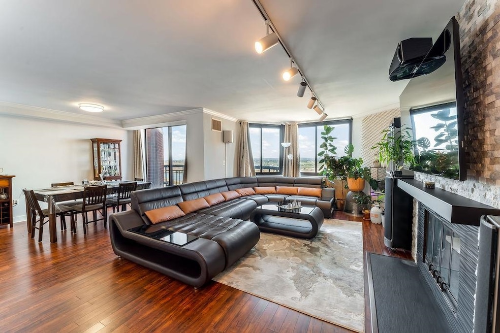 Harmon Cove Tower unit 2110, Secaucus, NJ 07094 - photo 1