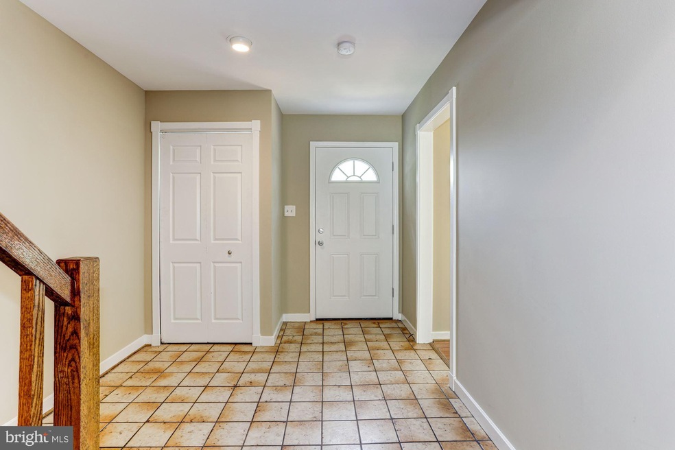 9413 Mayflower Ct, Laurel, MD 20723 - photo 1