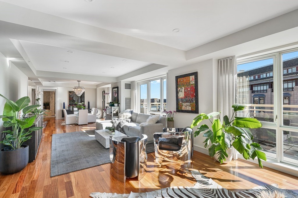 4 Battery Wharf unit 4603, Boston, MA 02109 - photo 1