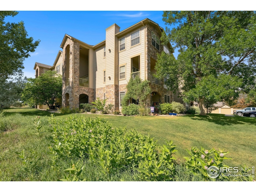 5620 Fossil Creek Pkwy unit 302, Fort Collins, CO 80525 - photo 1