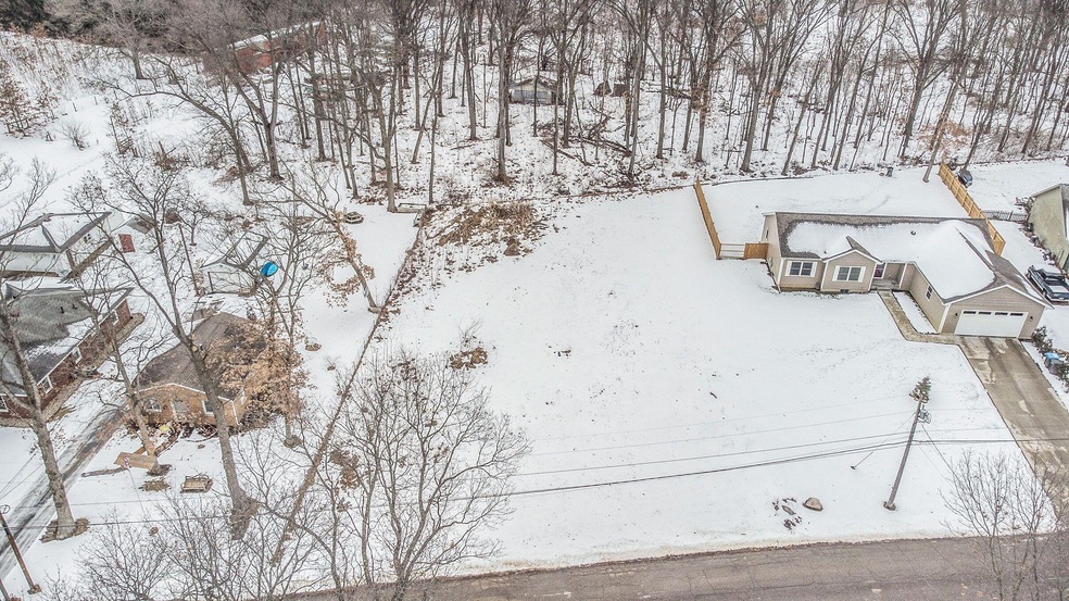 Sold $37,500 • Co-Listing Agent