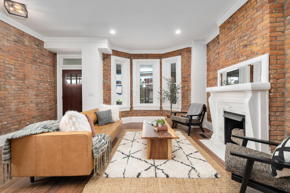 296 S Champion Ave, Columbus, OH 43205 - photo 1