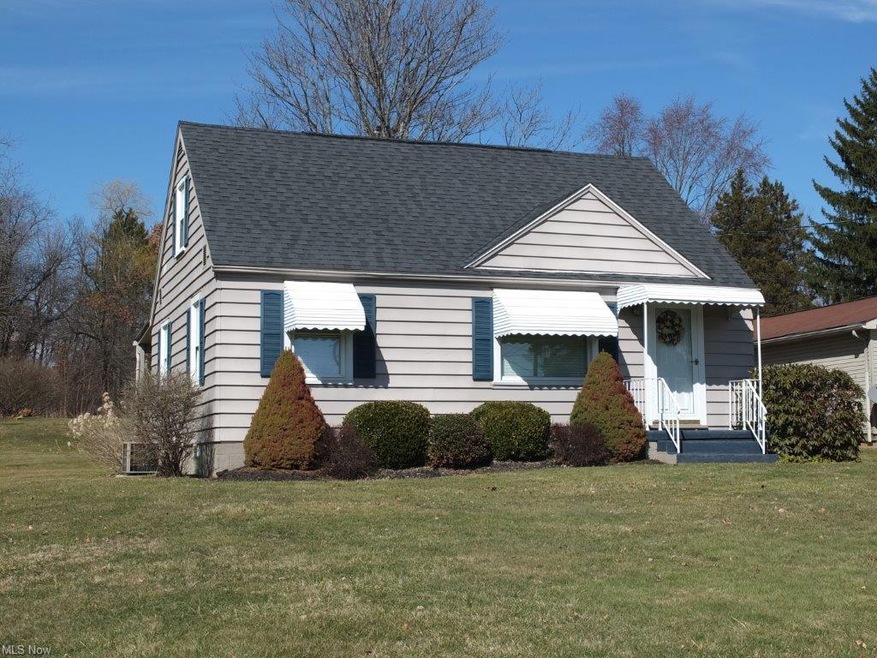 Updated and move in ready 2 bedroom home on a deep