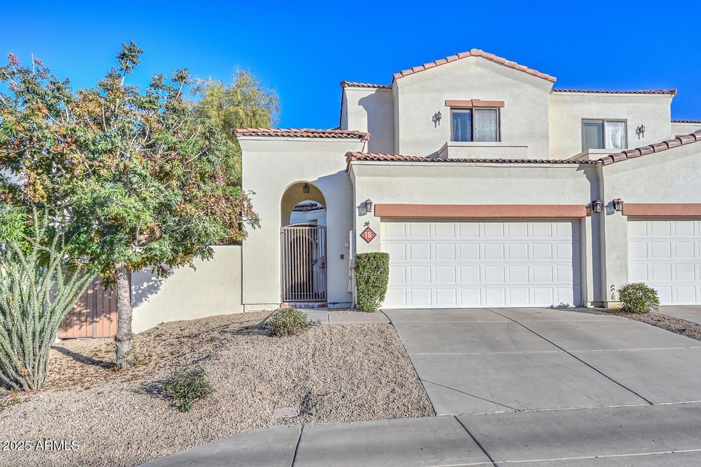 1750 E Ocotillo Rd unit 18, Phoenix, AZ 85016 - photo 1