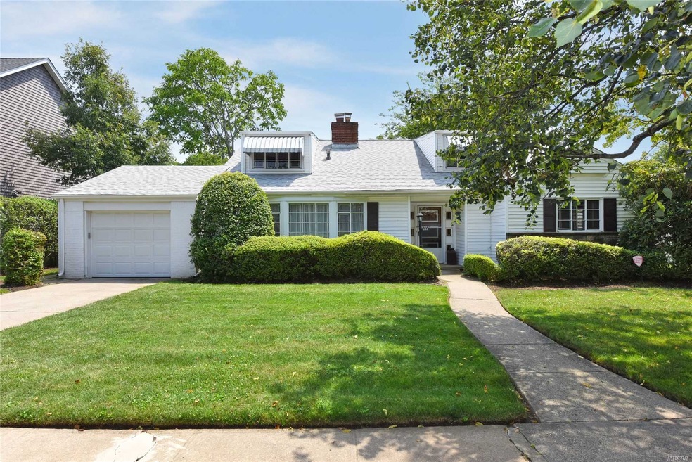 228 Waverly Ave, East Rockaway, NY 11518 - photo 1