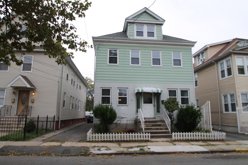 1359 Fremont Place unit 61, Elizabeth, NJ 07208 - photo 1