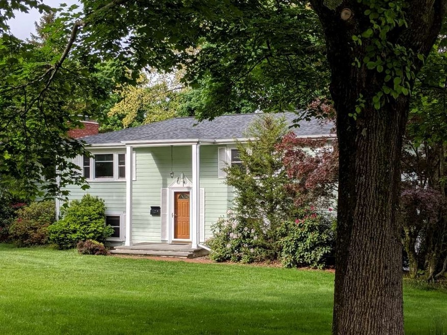 15 Eastview Rd, Hopkinton, MA 01748 - photo 1