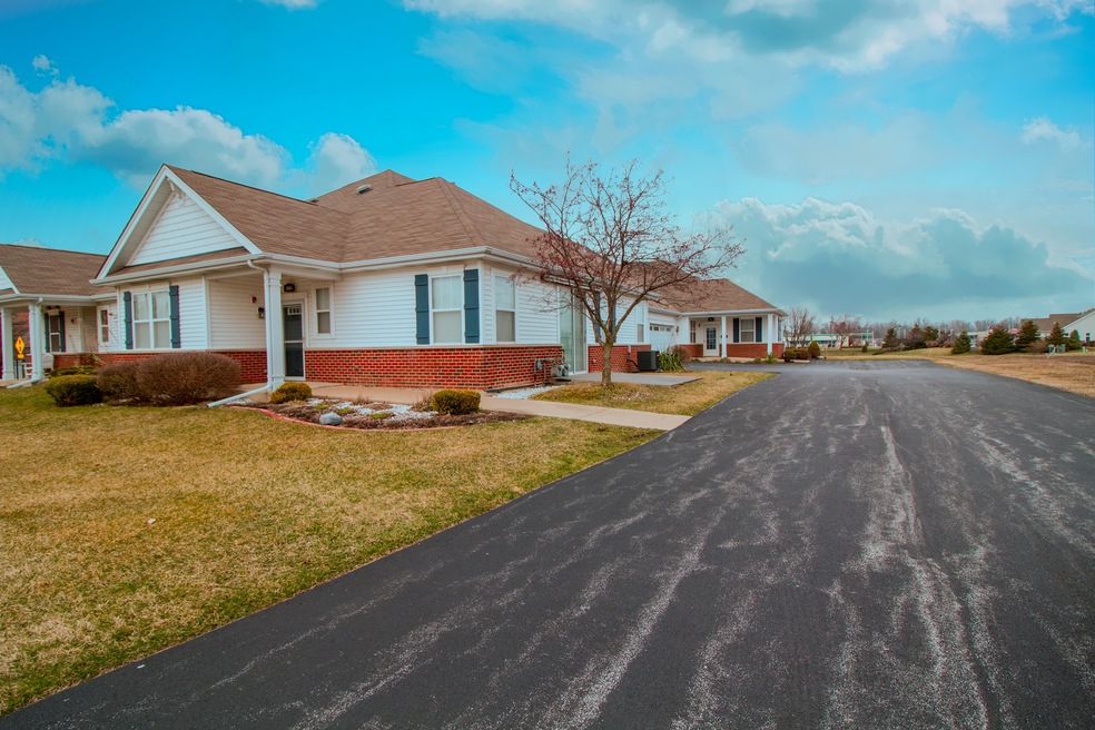 3915 Traditions Dr, Olympia Fields, IL 60461 - photo 1