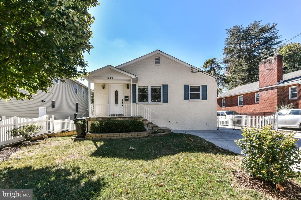 917 Lincoln Ave, Falls Church, VA 22046 - photo 1