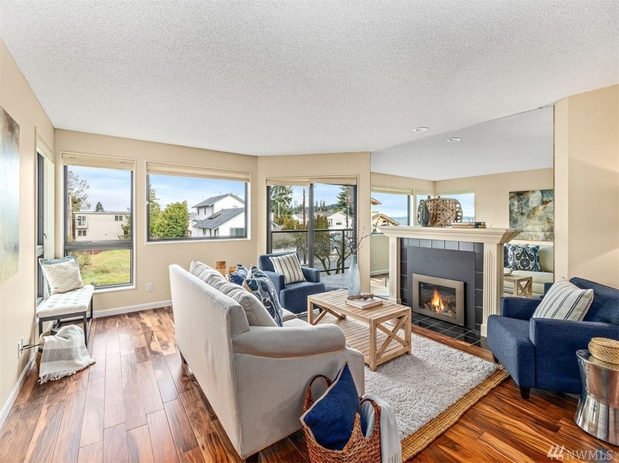 524 Maple St unit 102, Edmonds, WA 98020 - photo 1