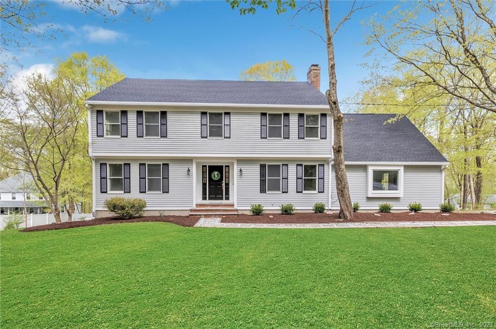 1060 Black Rock Turnpike, Easton, CT 06612 - photo 1