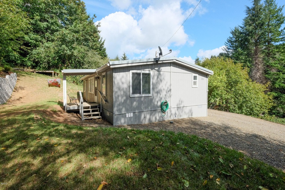 711 N Overlook Dr (mls)-1