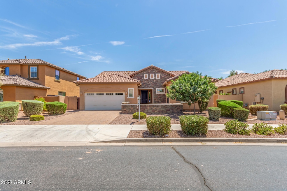 19275 E Canary Way, Queen Creek, AZ 85142 - photo 1