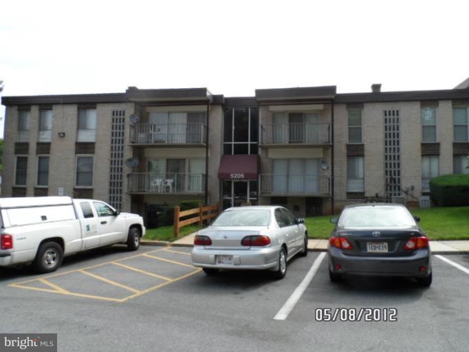 5205 Newton St unit T1, Bladensburg, MD 20710 - photo 1
